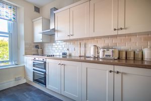 Kitchen- click for photo gallery